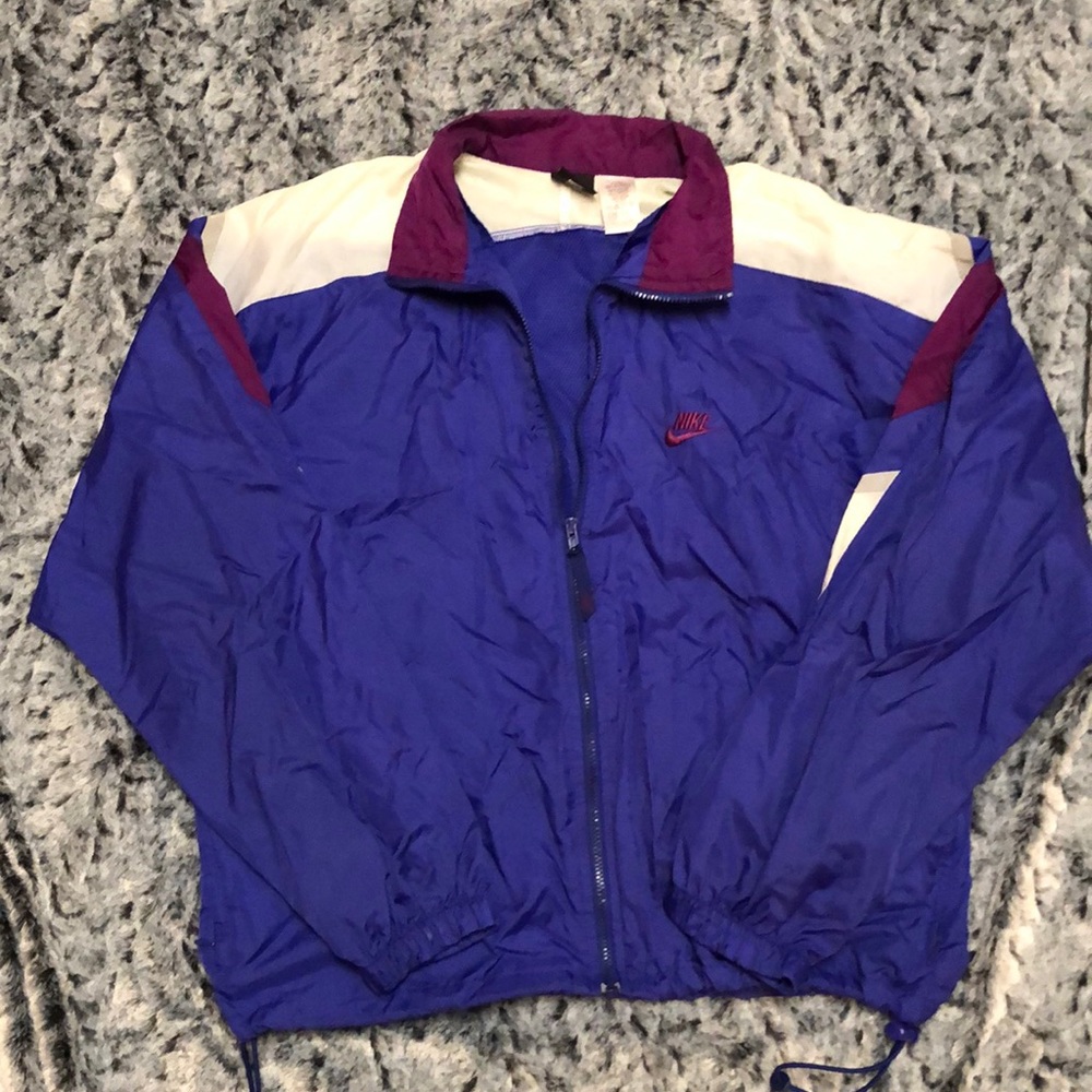 Womens Nike Vintage Windbreaker size medium
